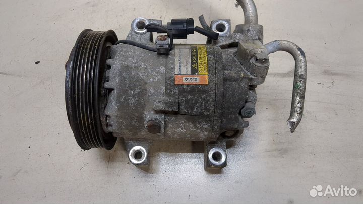 Компрессор кондиционера Nissan Almera Tino