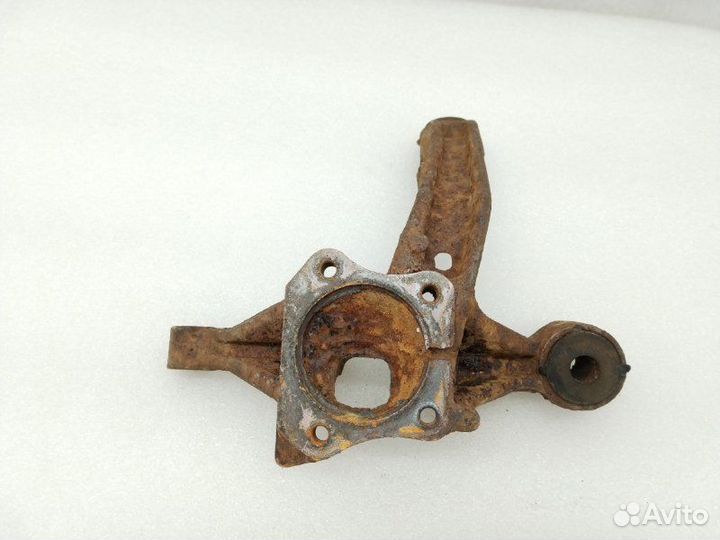 Кулак поворотный задний левый Toyota Camry XV30