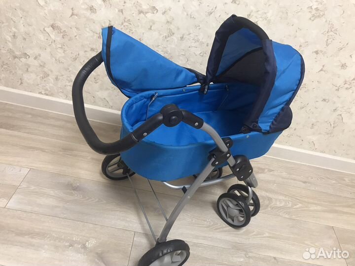 Игрушечная коляска для кукол