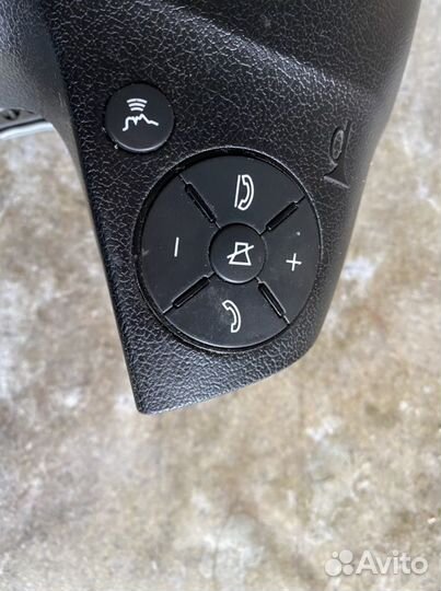 Подушка безопасности в руль W204 2007-2015