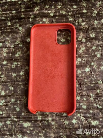 Чехол на iPhone 11
