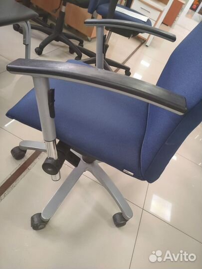 Компьютерное кресло