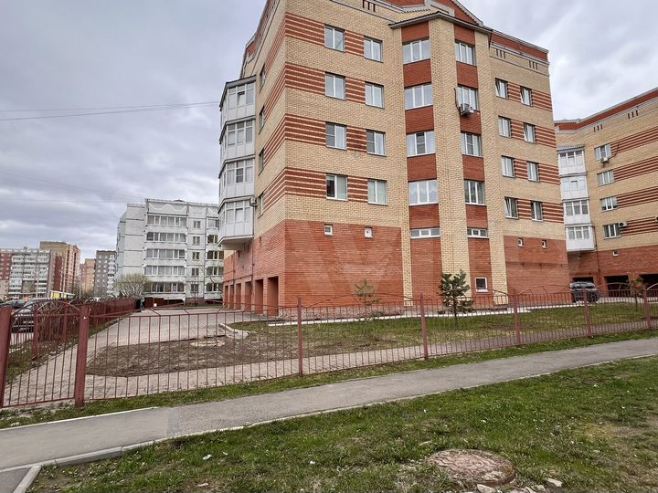 2-к. квартира, 115 м², 2/5 эт.