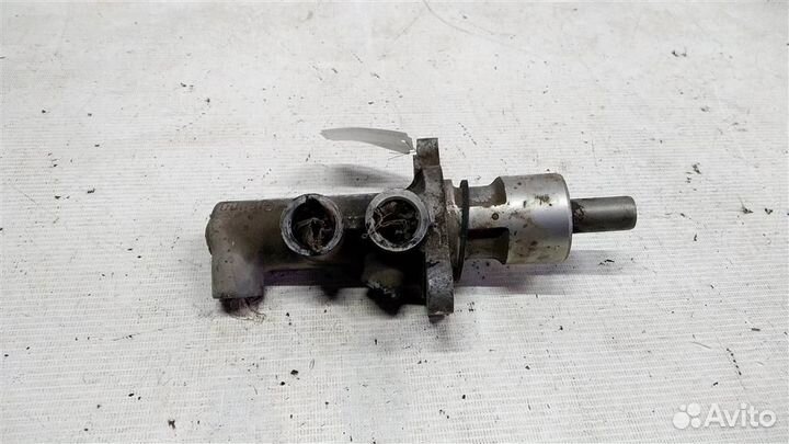 Цилиндр тормозной главный BMW 5 E34 88-95г