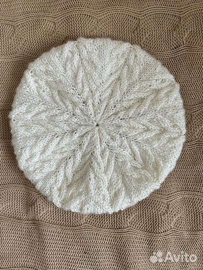 Берет с платком вязаный