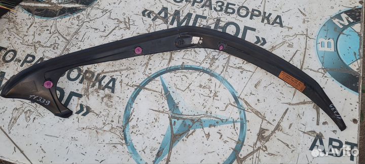 Mercedes W213 E-class водосток двери багажника LH