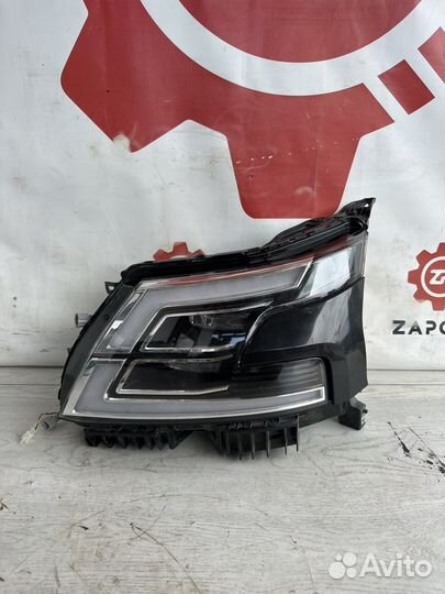 Nissan Patrol Y62 Фара передняя левая