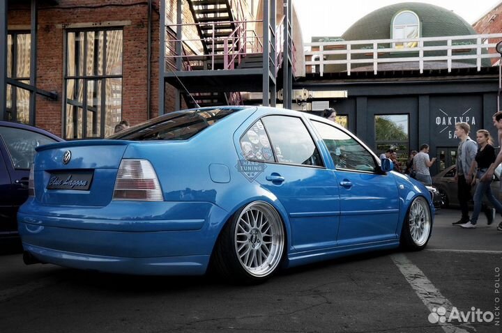 Накладки на пороги GLI Volkswagen Bora