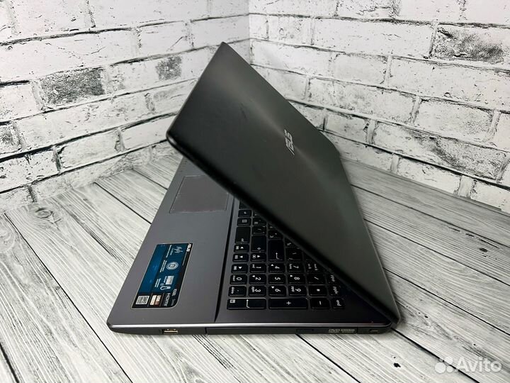 Игровой ноутбук Asus i7/GTX 2 gb/SSD