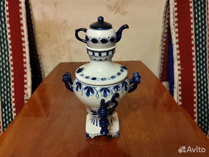 Самовар фарфоровый