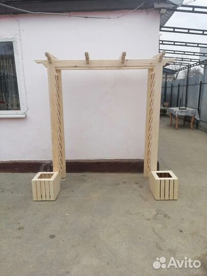 Пергола деревянная