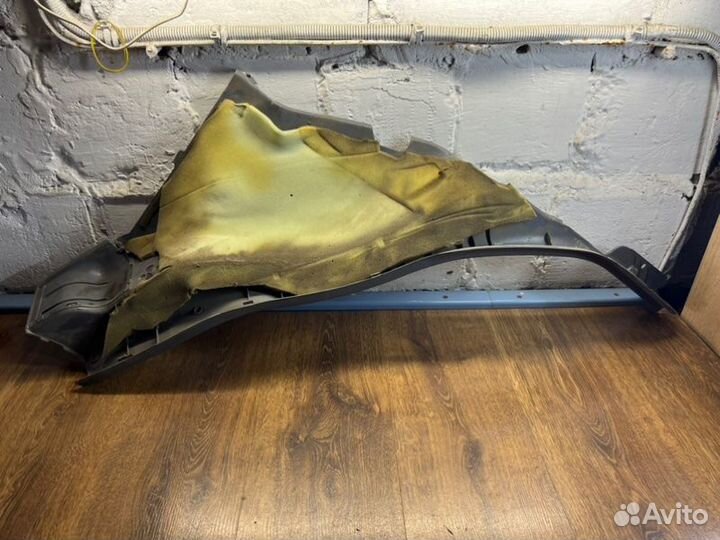 Накладка на порог салона задняя левая Hyundai