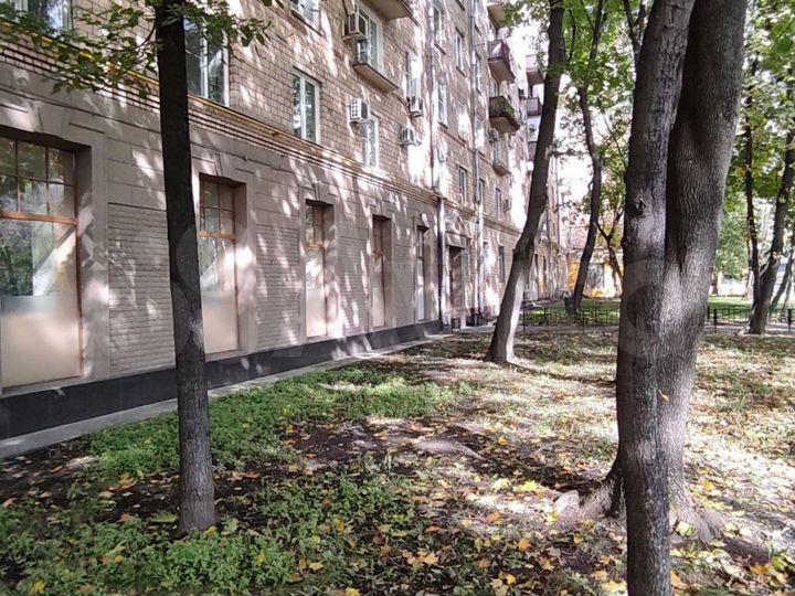 Сдам торговое помещение, 441 м²