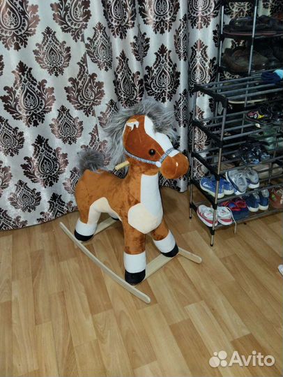 Качалка лошадь