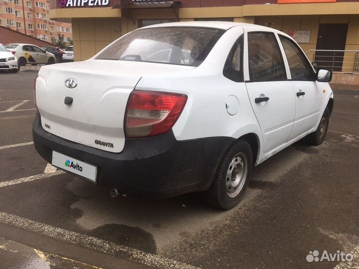 LADA Granta 1.6 МТ, 2013, 270 000 км