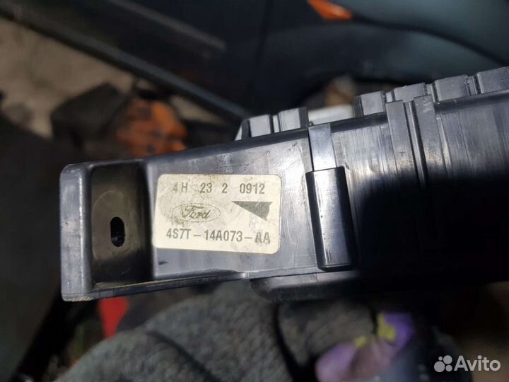 Блок предохранителей Ford mondeo 3