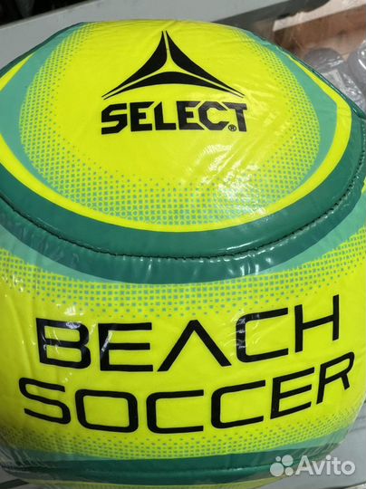 Футбольный мяч