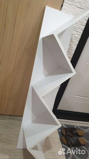 Полка настенная навесная