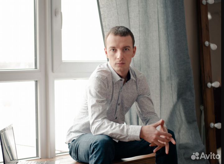 Свой человек в Москве / Помощник / Курьер