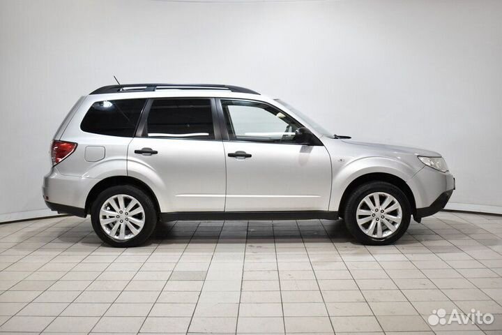 Subaru Forester 2.0 AT, 2011, 186 000 км