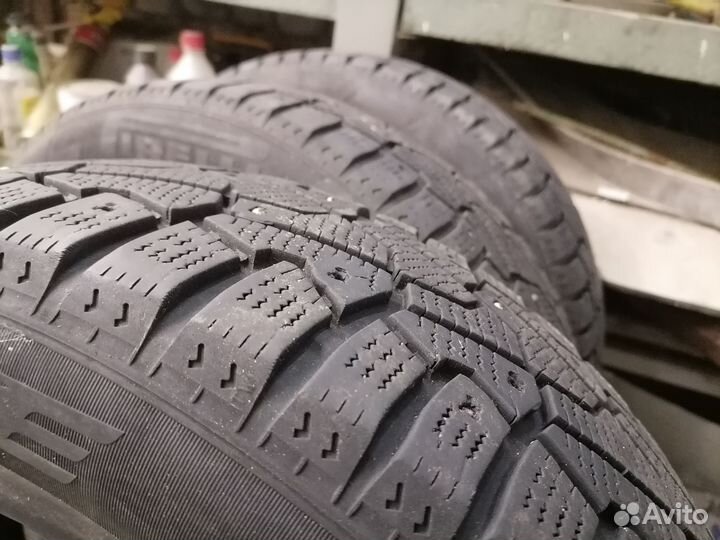 Pirelli Ice Zero 185/60 R15 88T