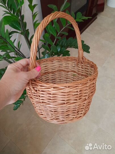 Корзины плетеные из ивы