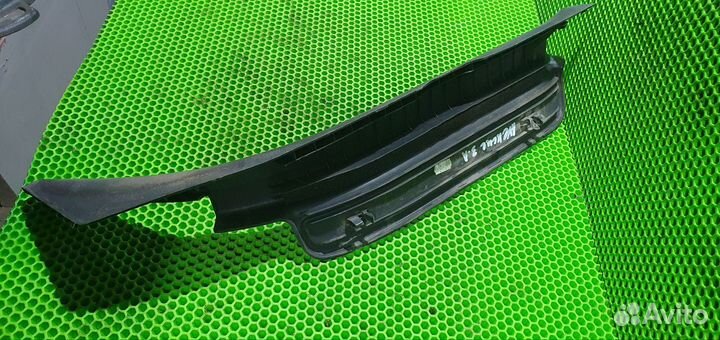 Накладка на порог внутренняя задняя Toyota Avensis