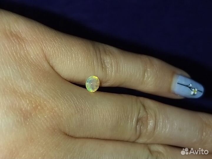 Камень опал