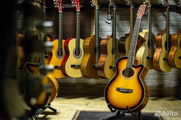 Электроакустическая гитара Colombo + Аксессуары