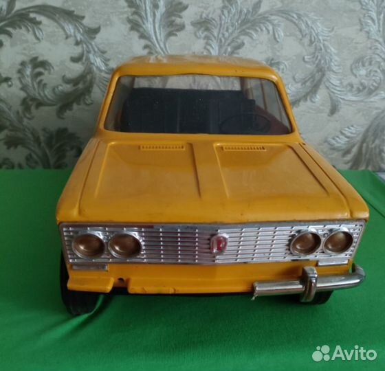 Игрушка СССР. Машина Лада жигули 2103 (большая) 43