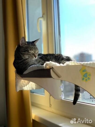 Гамак для кошки на окно