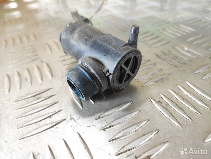 Насос омывателя Daihatsu Atrai 7