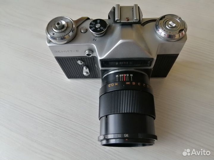 Пленочный фотоаппарат 