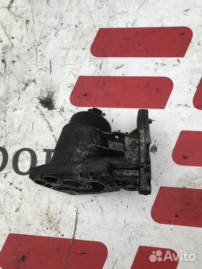 Корпус масляного фильтра Land Rover Freelander II