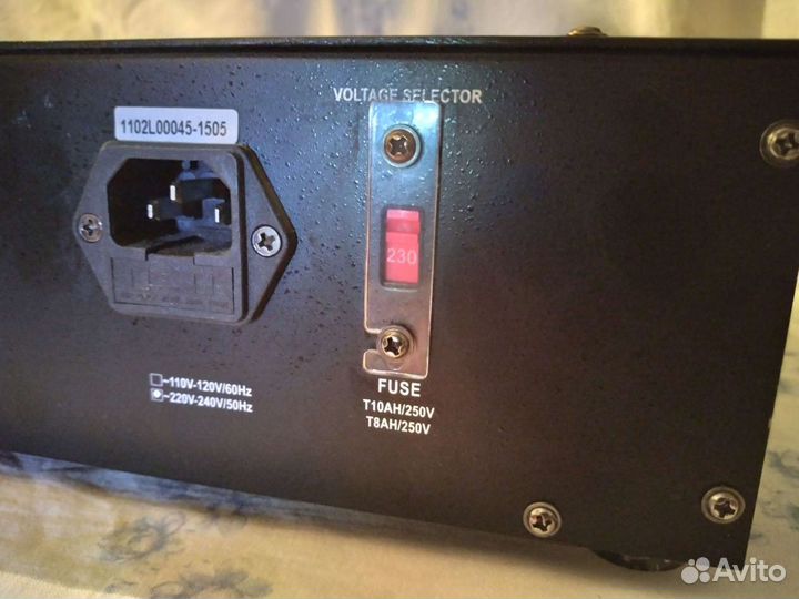 Усилитель мощности soundking AA 1000 J