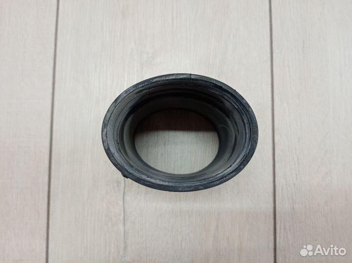 Патрубок воздухозаборника Воздухозаборник Renault