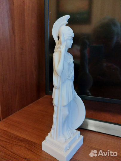 Статуэтка Афина