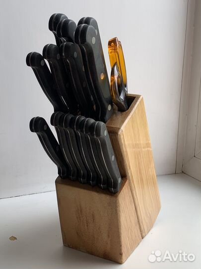 Набор кухонных ножей