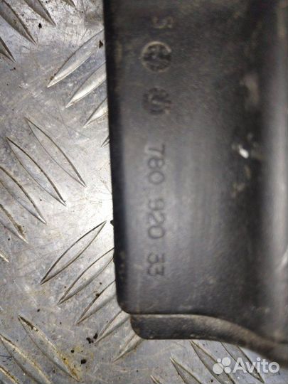 Абсорбер фильтр угольный Peugeot 308 хечбэк 1.6Л