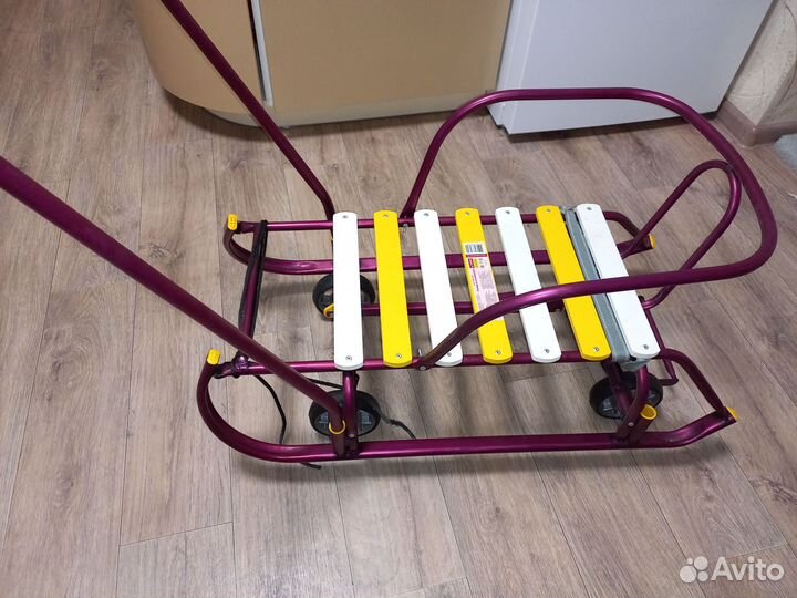 Детские санки с колесами