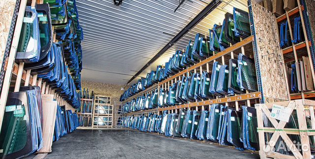 Заднее стекло Митсубиси Паджеро Спорт 2