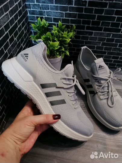 Кроссовки летние мужские adidas 40,41,43,44,45