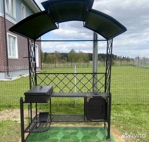 Мангальная зона с крышей