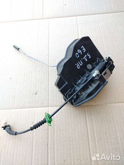 Замок двери задней правой бмв е60