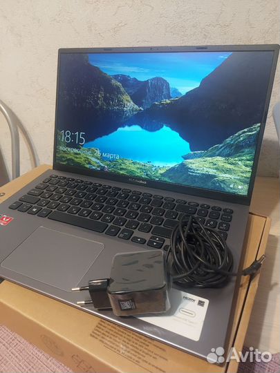 Ноутбук asus vivobook