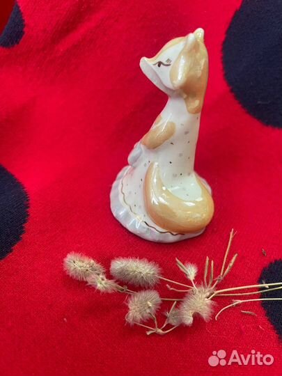Фарфоровая статуэтка Лиса Патрикеевна Сысерть