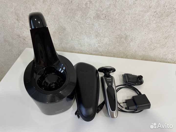 Бритва электрическая Philips Series 9000 S9711/31