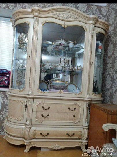 Горка, сервант