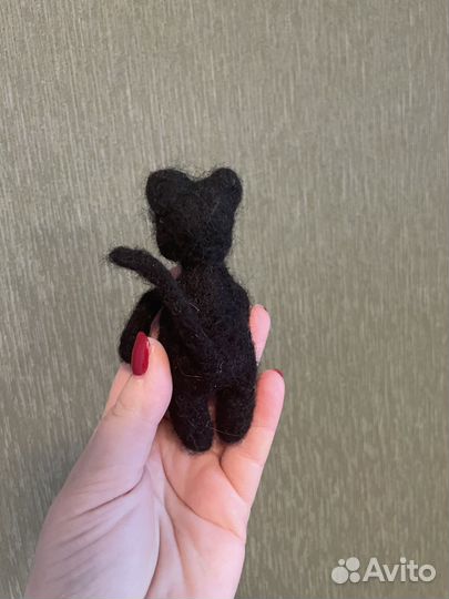 Игрушка валенная из шерсти