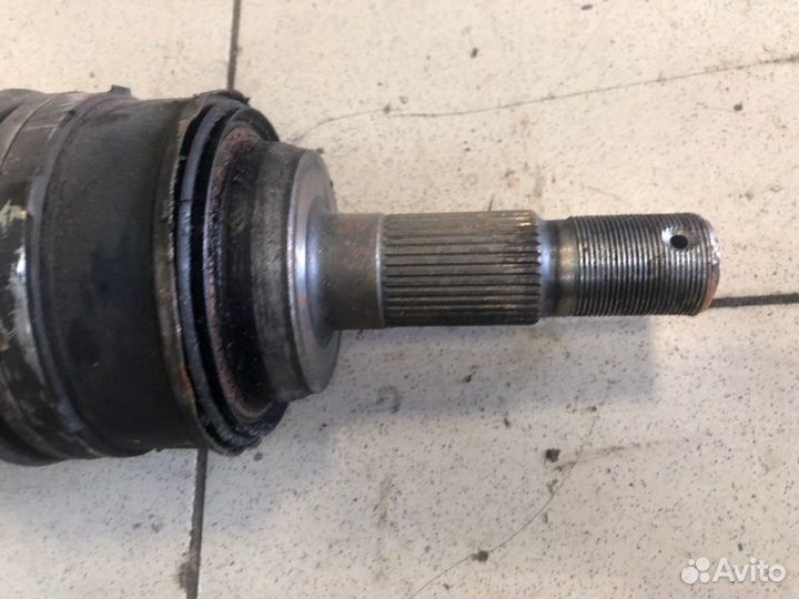 Привод передний левый Lexus Is250